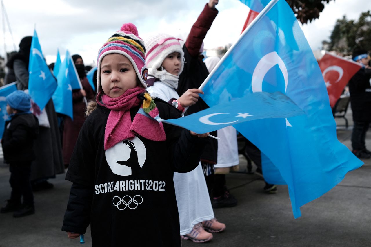 Uyghurs in Turkey call for boycott as Beijing Games begin | Nippon.com