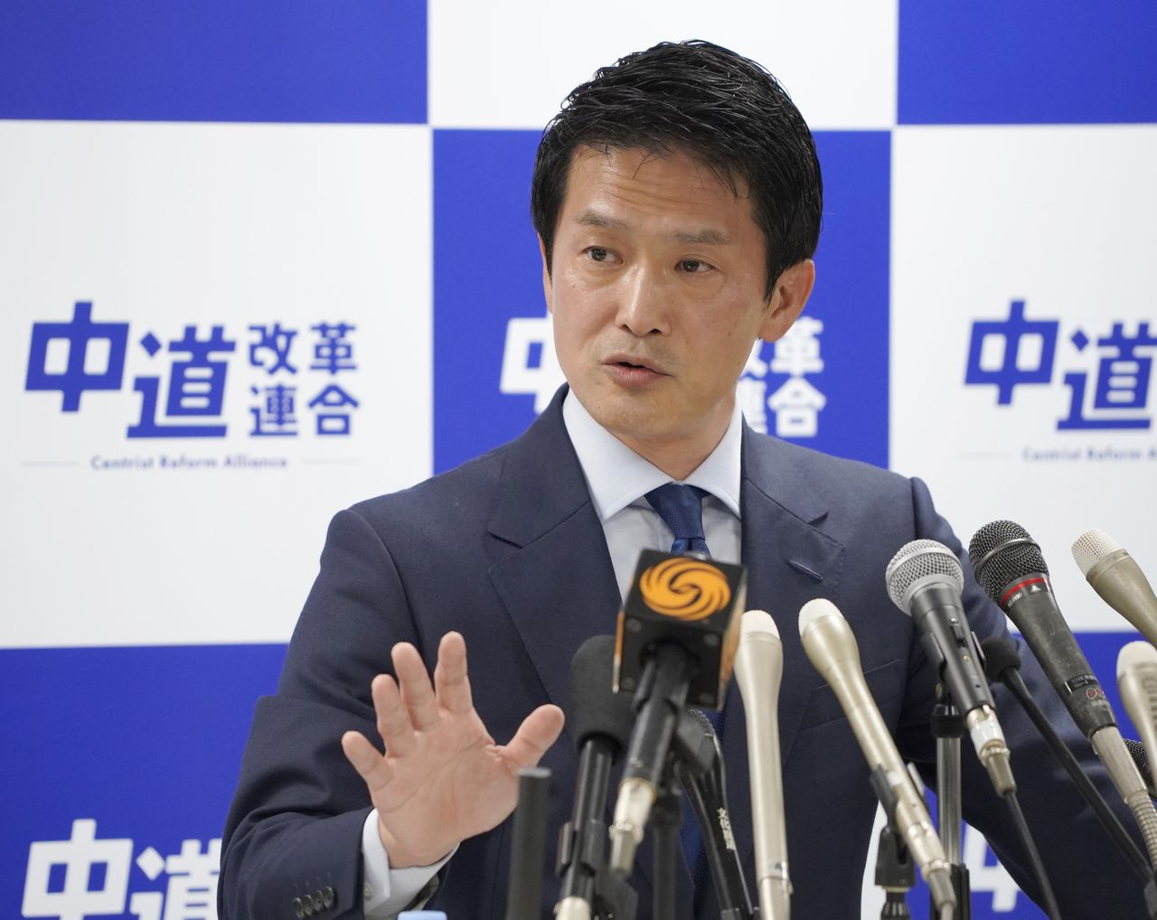 Ogawa Jun’ya at a Tokyo press conference following his election as the new CRA leader on February 13, 2026. (© Jiji)