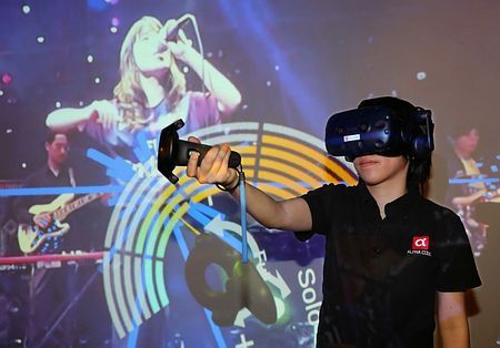 La evolución de los conciertos en realidad virtual: una experiencia más  allá de la música - Hi Vip
