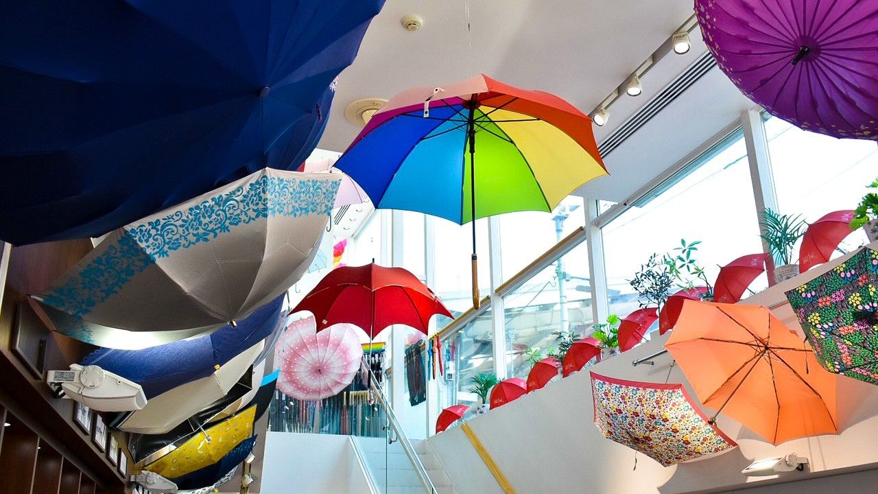 Los paraguas y las sombrillas japoneses: resistentes a la lluvia, el los sol | Nippon.com