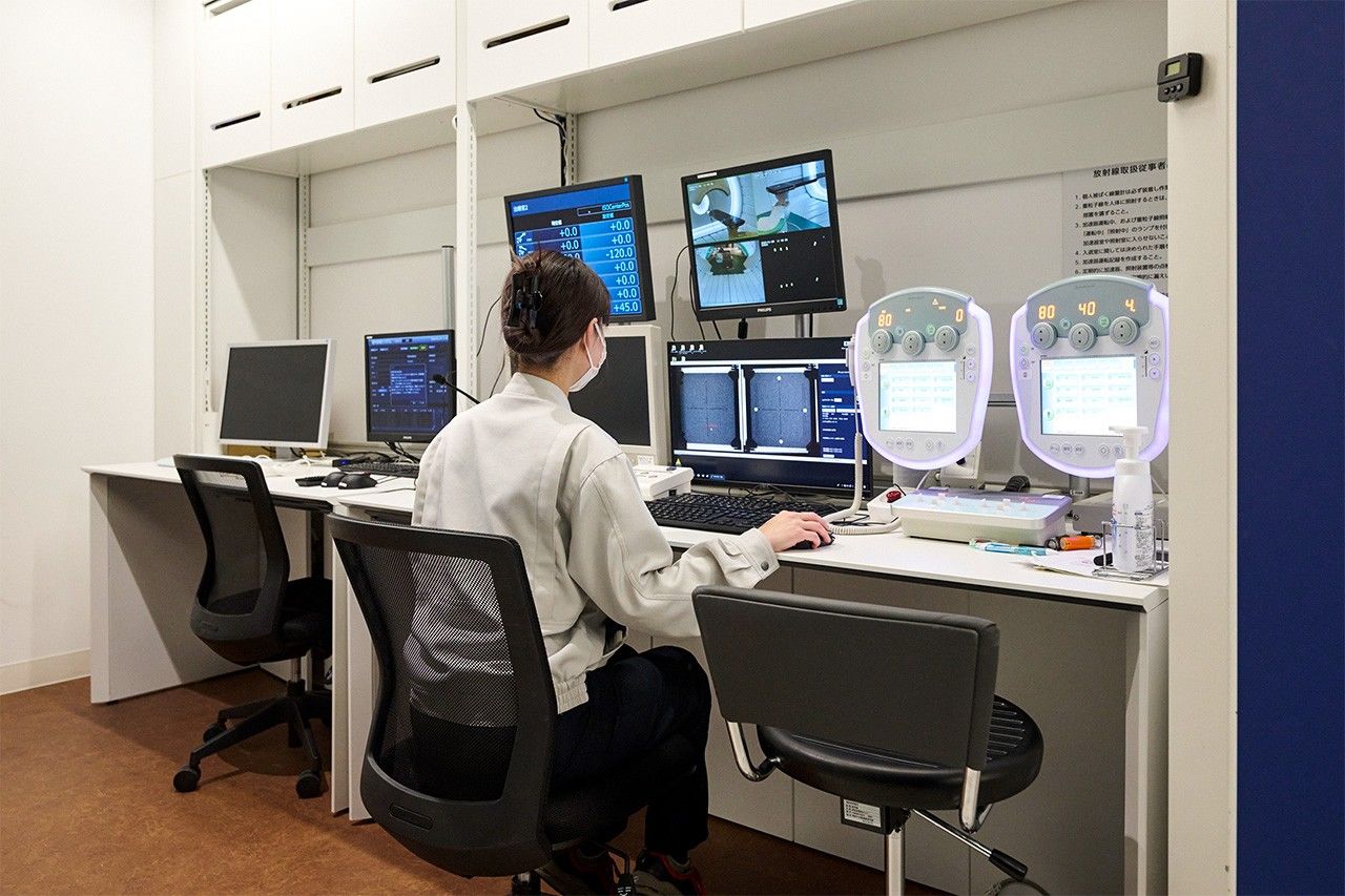 The treatment control room at Yamagata Center