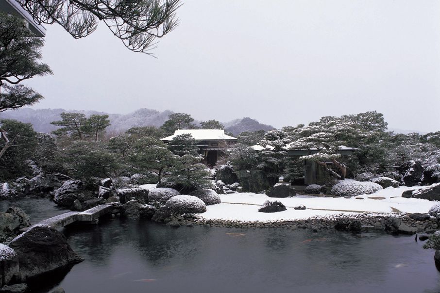 日本庭園 : 米専門誌で島根県の足立美術館が20年連続トップ選出