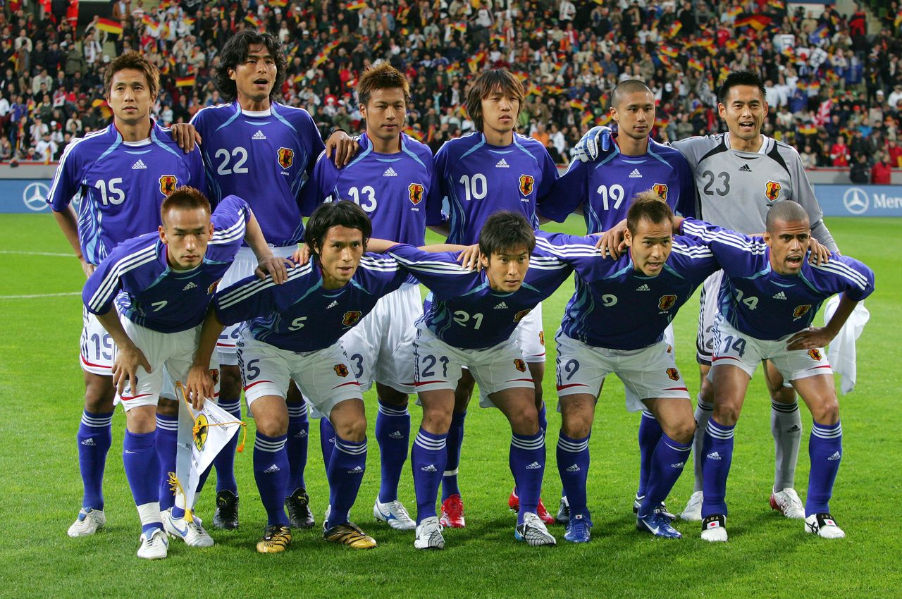 2006年ワールドカップ日本代表メンバー - カード