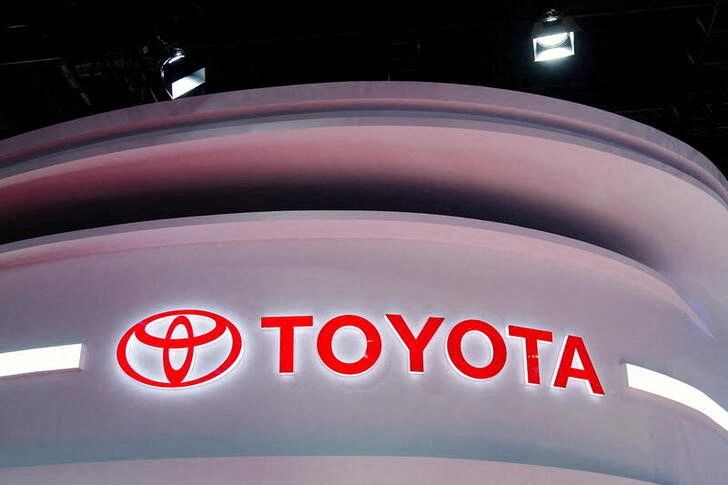 トヨタ、工場停止の期間拡大 影響台数計1万4000台に＝報道  nippon.com