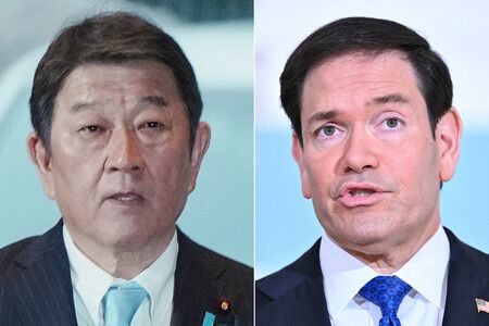 茂木敏充外相(写真左)とルビオ米国務長官(AFP時事)